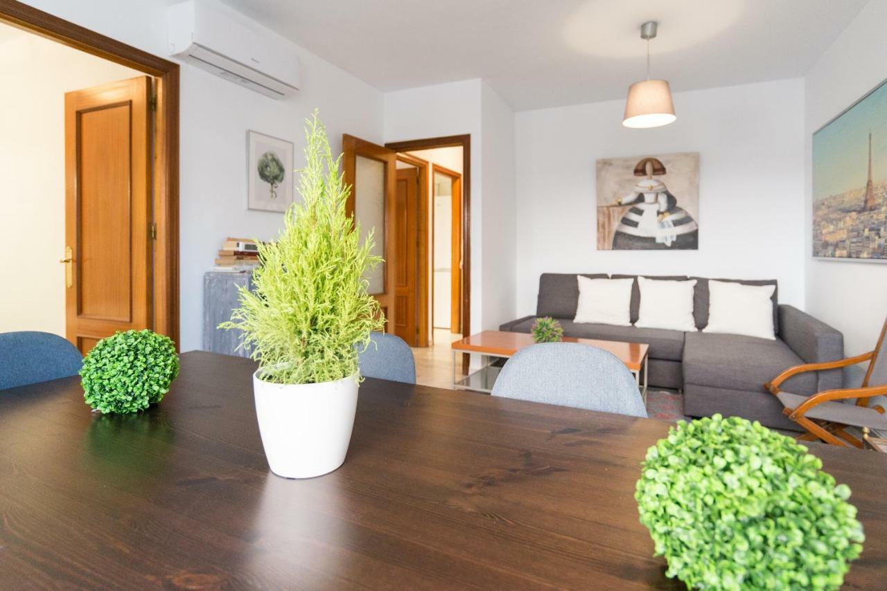 Ambb-Private Patio-Steps Away From Old Town Apartment Малага Екстериор снимка